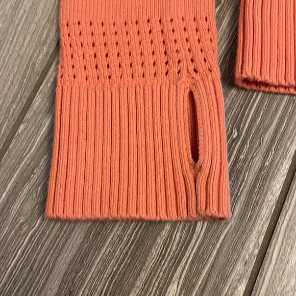 IVIVVA sweater - Picture 4 of 14